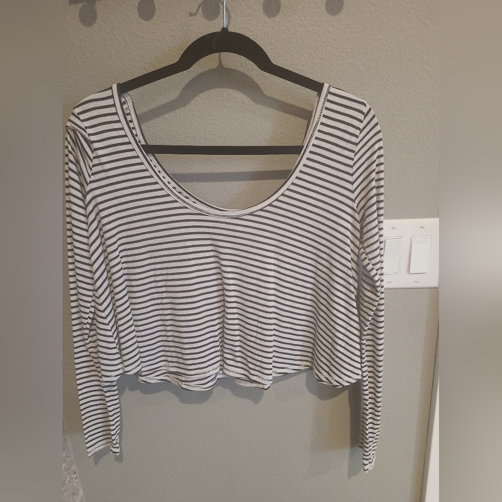 Hollister Black and White Striped Long Sleeve Crop, S